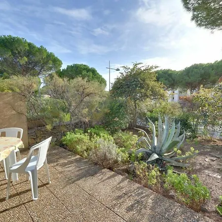 Apartment Gruissan: Maisonnette T2 Avec Jardin *
